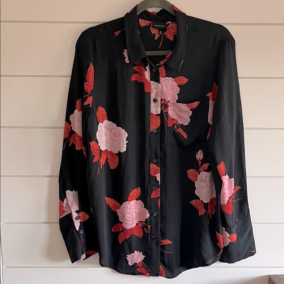 Who What Wear Black Shirt with Red Floral Pattern - Picture 3 of 5